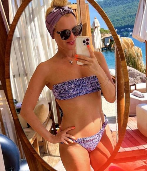 49-Летняя актриса олеся судзиловскаяя продемонстрировала свою идеальную фигуру! 03