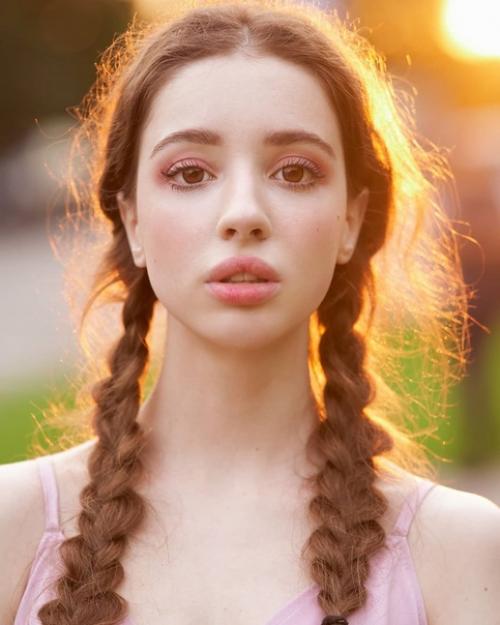 Снято на Sony A7iii + Sony 135/1. 01