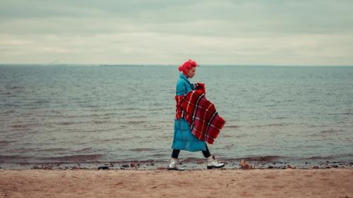 Почему-то напомнило Вечное Сияние Чистого Разума. 08