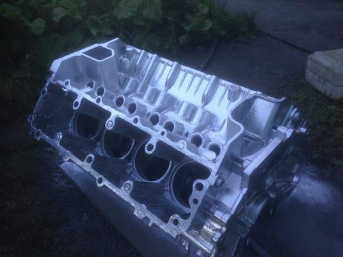 Стол из старого блока цилиндров. 02