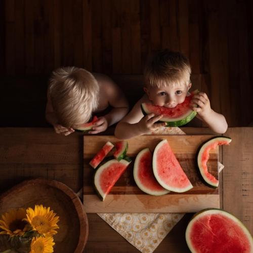 Meg Loeks - фотограф, а так же мама трех мальчишек, создает волшебные снимки детства своих взрослеющих детей. 07