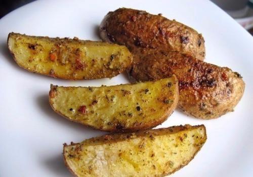 Как приготовить картофель по-деревенски. 06