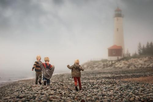 Meg Loeks - фотограф, а так же мама трех мальчишек, создает волшебные снимки детства своих взрослеющих детей. 02