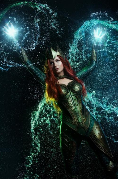 Королева мера.  По мотивам аквамена. 02