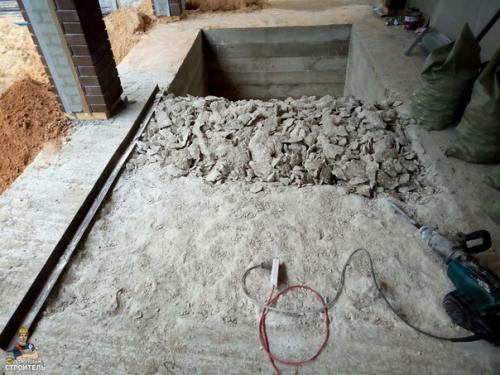 Небольшой загородный бассейн. 02