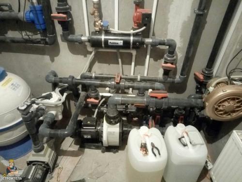 Небольшой загородный бассейн. 07