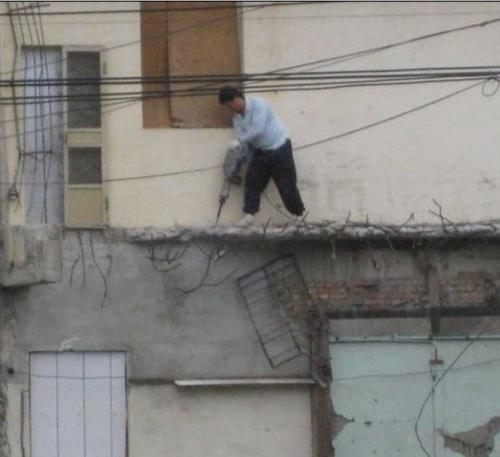 Антиремонт, рукож *пы. Насяйникамана, в ровень выперать! 01