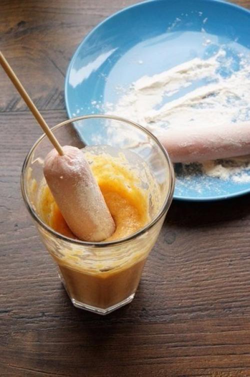 Корн дог (или сосиска в тесте). 04 Корн дог (или сосиска в тесте). 04