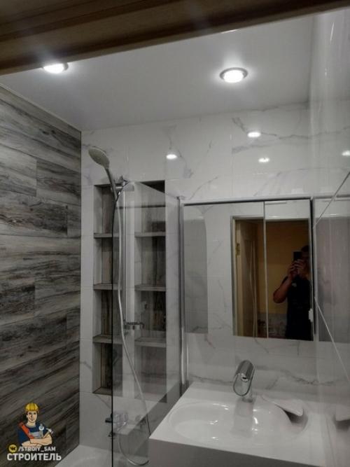 Из маленькой ванны в панельном доме максимум выжал. 08