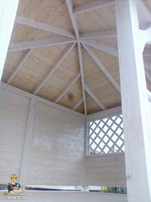 Смастерил беседку всего за 10 дней. 01