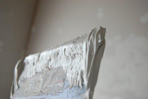 Текстура на стенах при помощи шпатлевки. 03