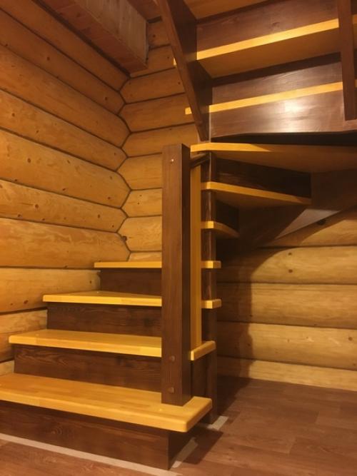 Алексей родионов. Предлагаю вам заценить, сделанную пару недель назад лестницу. 02