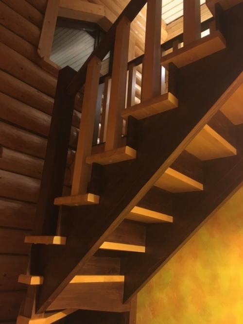 Алексей родионов. Предлагаю вам заценить, сделанную пару недель назад лестницу. 01