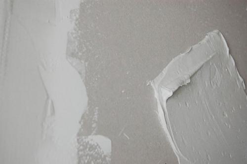 Текстура на стенах при помощи шпатлевки. 07