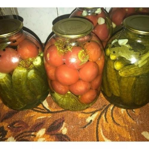 Маринованные помидоры. 

Предлагаю рецепт помидорчиков.  