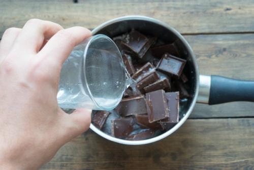 Очень быстрый шоколадный мусс. 03