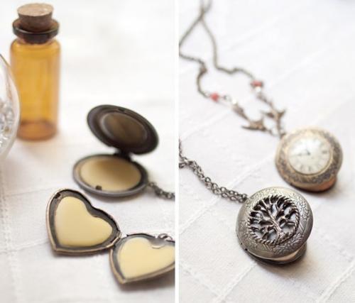 Твердые духи.  Нам понадобится: 02