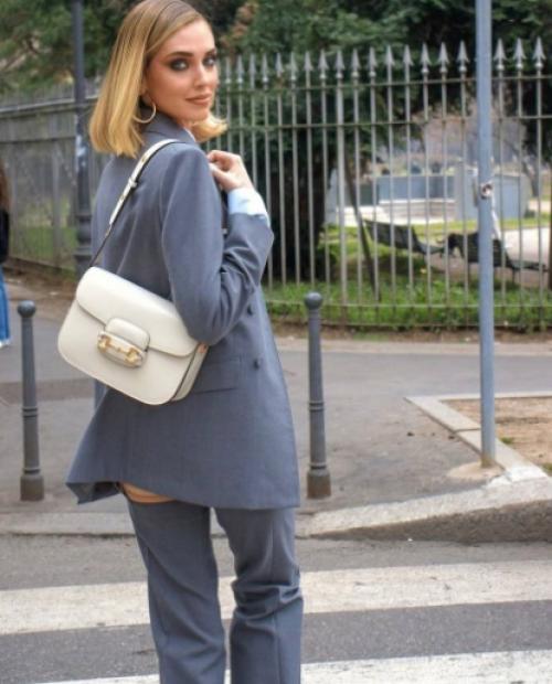 На этой неделе популярный бренд Gucci, анонсировал свою новую коллекцию офисной одежды. 02