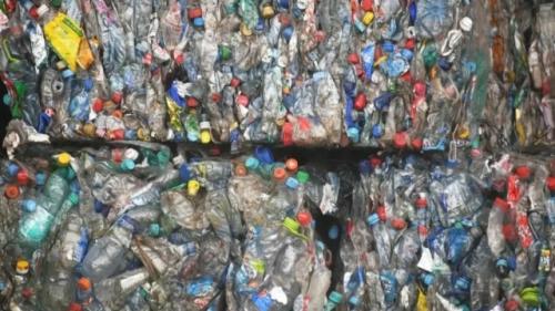 Путешественник Фёдор конюхов за три месяца жизни в Антарктиде собрал более 100 кг пластикового мусора. 02