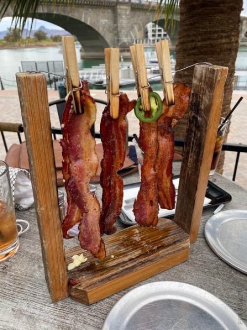 Я бы хотел попробовать каждое блюдо! 09