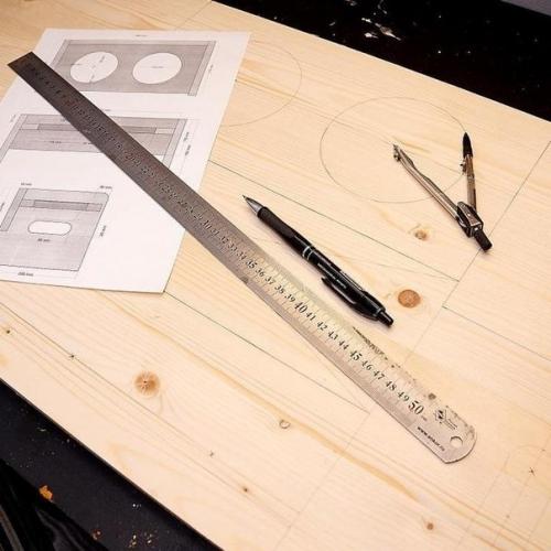 Кормушка для кота или небольшой собаки. 02