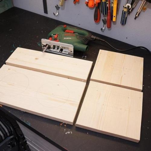 Кормушка для кота или небольшой собаки. 04