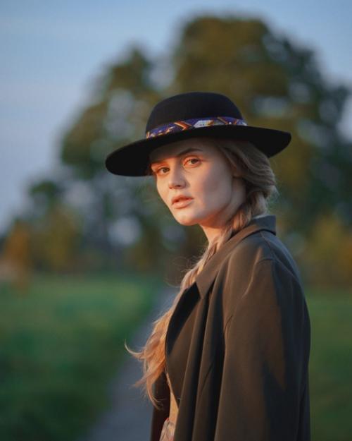 Sony A7r2 + Zeiss Distagon FE 35mm f/1. 01