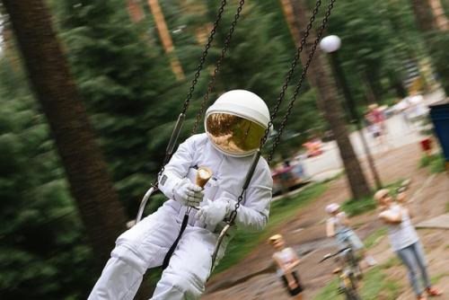 I'm Just Unemployed Astronaut / я просто оставшийся без полетов астронавт. 02