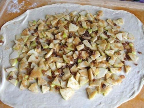 Яблочный штрудель.  Ингредиенты: 03 Яблочный штрудель.  Ингредиенты: 03