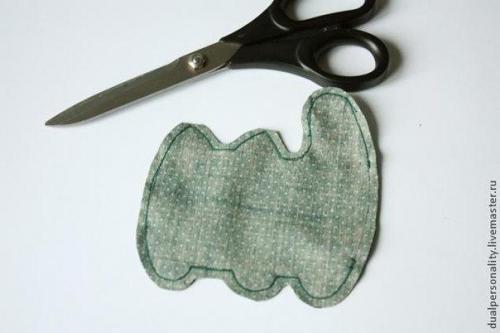 Котик. Потребуется: - Ткань (хлопок или пушистый флис). 04 Котик. Потребуется: - Ткань (хлопок или пушистый флис). 04