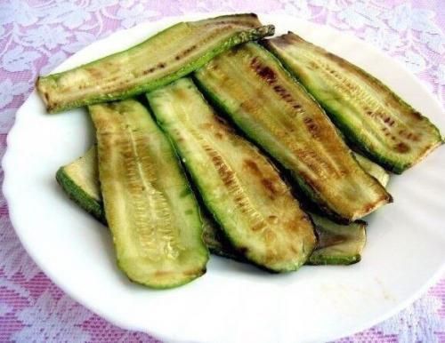 Рулетики из кабачков? 02 Рулетики из кабачков? 02