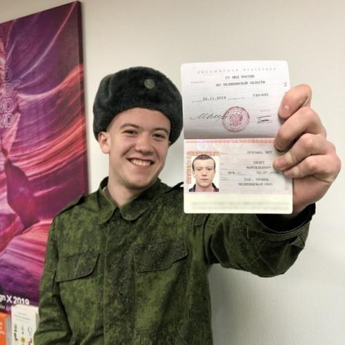 Как думаете, с ним всё нормально? 01