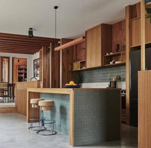 Какие интересные архитекторские решения бывают. 03