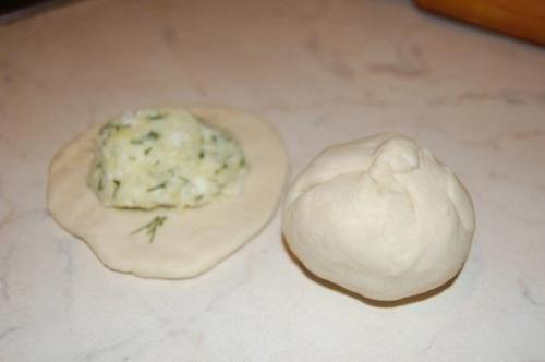 Невероятно вкусная вещь хичины с сыром и зеленью, и еще с картошкой и зеленью к ужину. 02