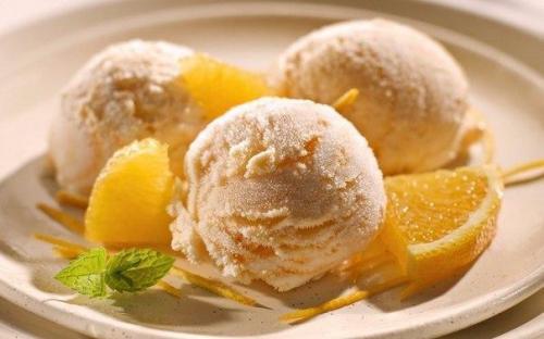 Детское мороженое из творога с бананами. 02 Детское мороженое из творога с бананами. 02