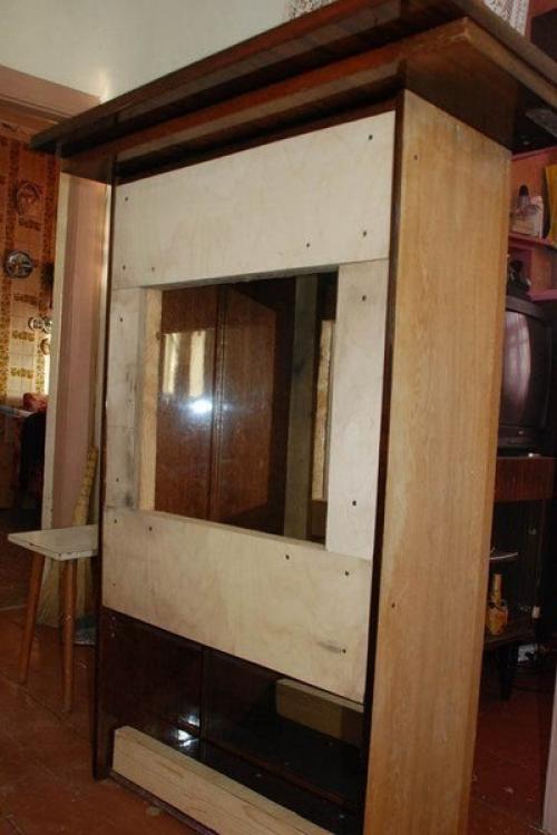 Превращение старого серванта в фальш - камин. 08 Превращение старого серванта в фальш - камин. 08