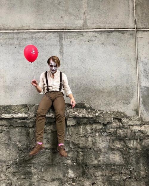 Онофотосет по мотивам ремейка фильма  Стивена кинга. 08