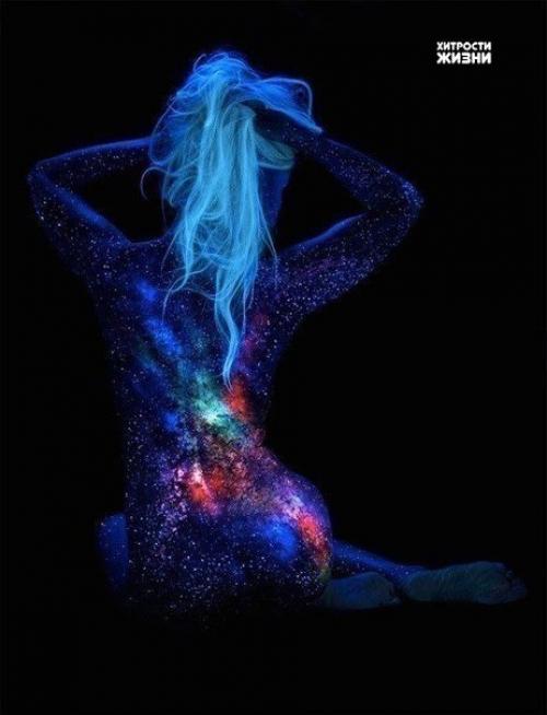 Естественную красоту женского тела фотограф и художник Джон попплтон подчеркивает боди - артом. 04