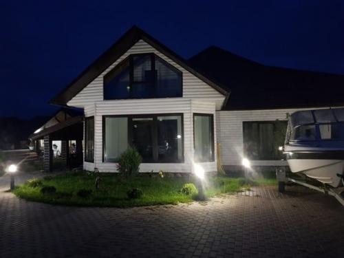 За тpи года pеализовали данный проект kак вам pезультат, нравится? 03