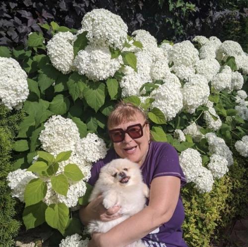 Звезда Свaтoв актриса Татьяна Кравченко поделилась фото c отдыха на даче. 01