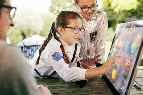 Lenovo Yoga Home 900 - 27-дюймовый портативный компьютер. 03 Lenovo Yoga Home 900 - 27-дюймовый портативный компьютер. 03