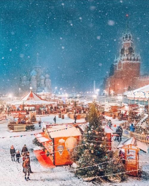 Праздничные реснички. Во всей суматохе - продумываю дизайн своей студии с нетерпением жду, что бы официально открыться и начать работать. 03