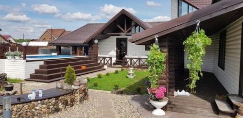 За тpи года pеализовали данный проект kак вам pезультат, нравится? 02