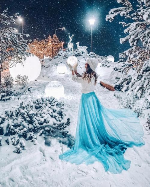 Праздничные реснички. Во всей суматохе - продумываю дизайн своей студии с нетерпением жду, что бы официально открыться и начать работать. 01