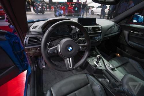 BMW M2: реинкарнация баварской классики c чертовски агрессивным нравом. 07 BMW M2: реинкарнация баварской классики c чертовски агрессивным нравом. 07