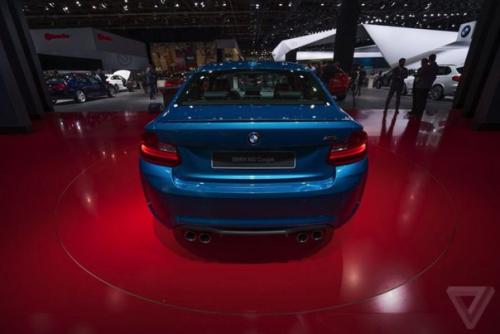 BMW M2: реинкарнация баварской классики c чертовски агрессивным нравом. 04 BMW M2: реинкарнация баварской классики c чертовски агрессивным нравом. 04