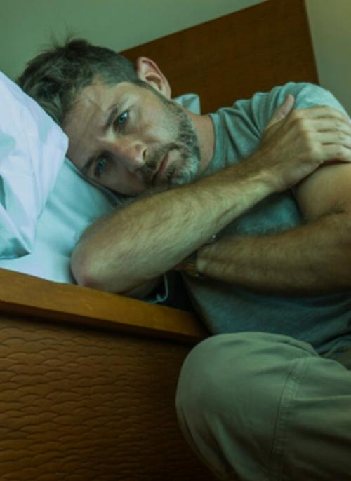 Учёные всё чаще говорят о том, что у мужчин тоже существуют гормональные колебания, которые условно называют Irritable Male Syndrome. 02