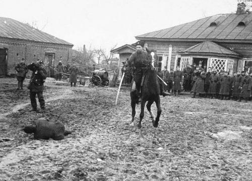 1941 год.  Украина, первые месяцы оккупации.  