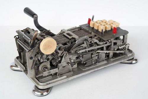 Механический калькулятор с принтером NFI снаружи и внутри. 06