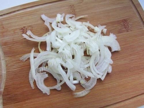 Солянка с колбасой и курицей. 04